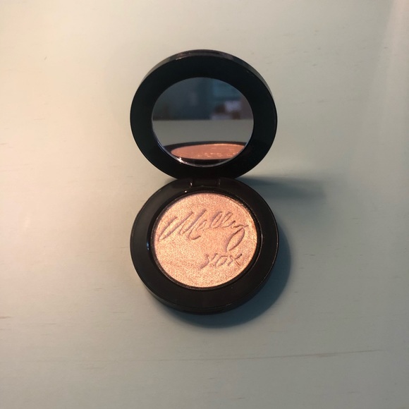 NEW!! Mally Rose Gold Collection Bundle. - Picture 7 of 8